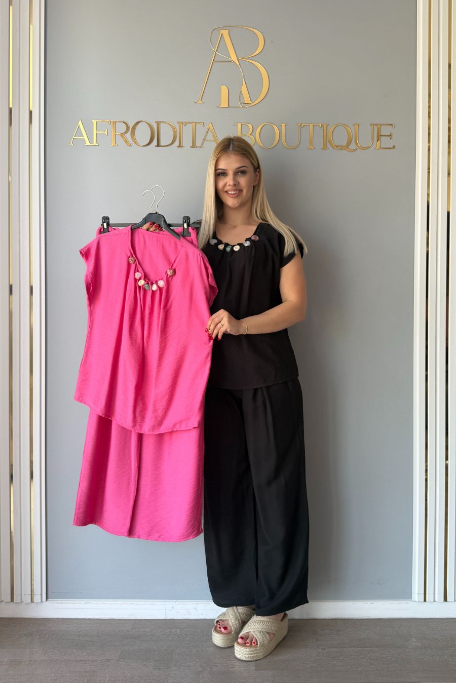 Set Claudia