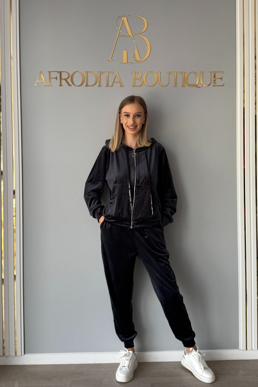 Set Ilona