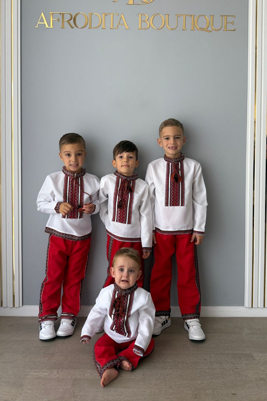 Costum popular baieti Mihai