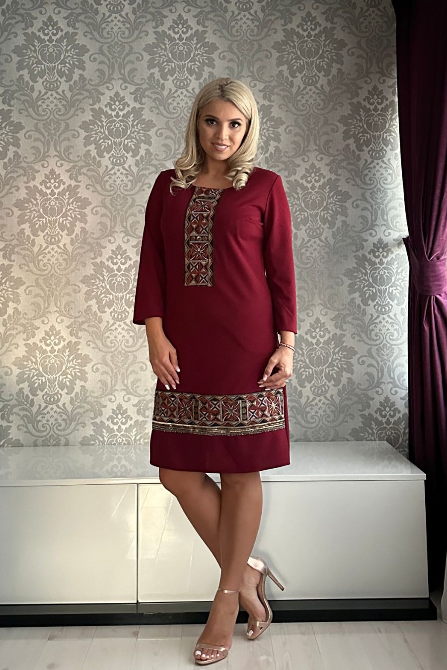 Rochie Sandra brau paiete bordo