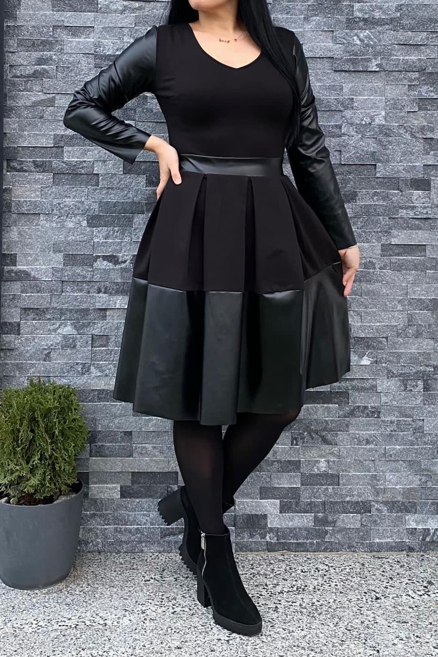 Rochie Izabela neagra piele