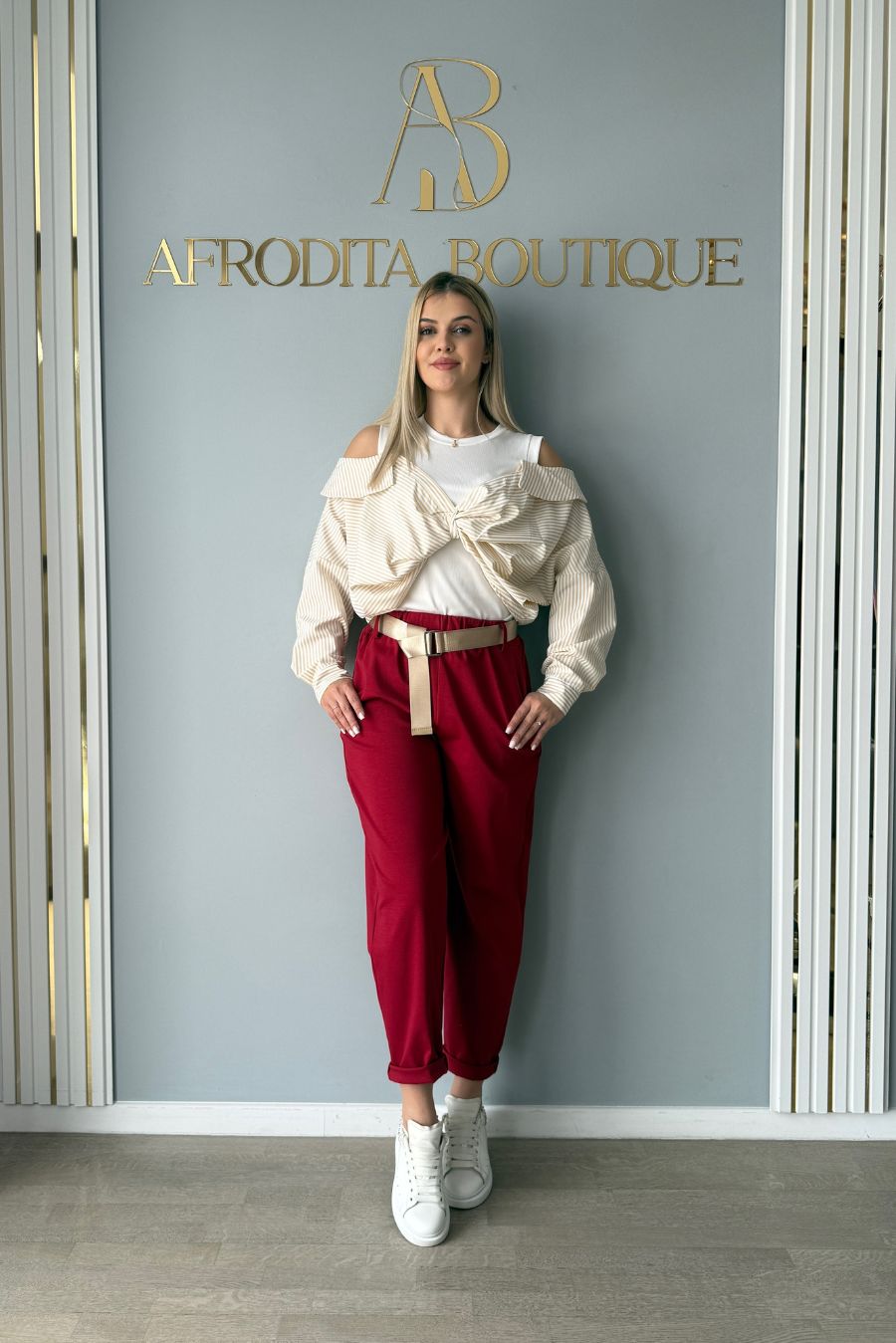 Pantaloni Aris rosu