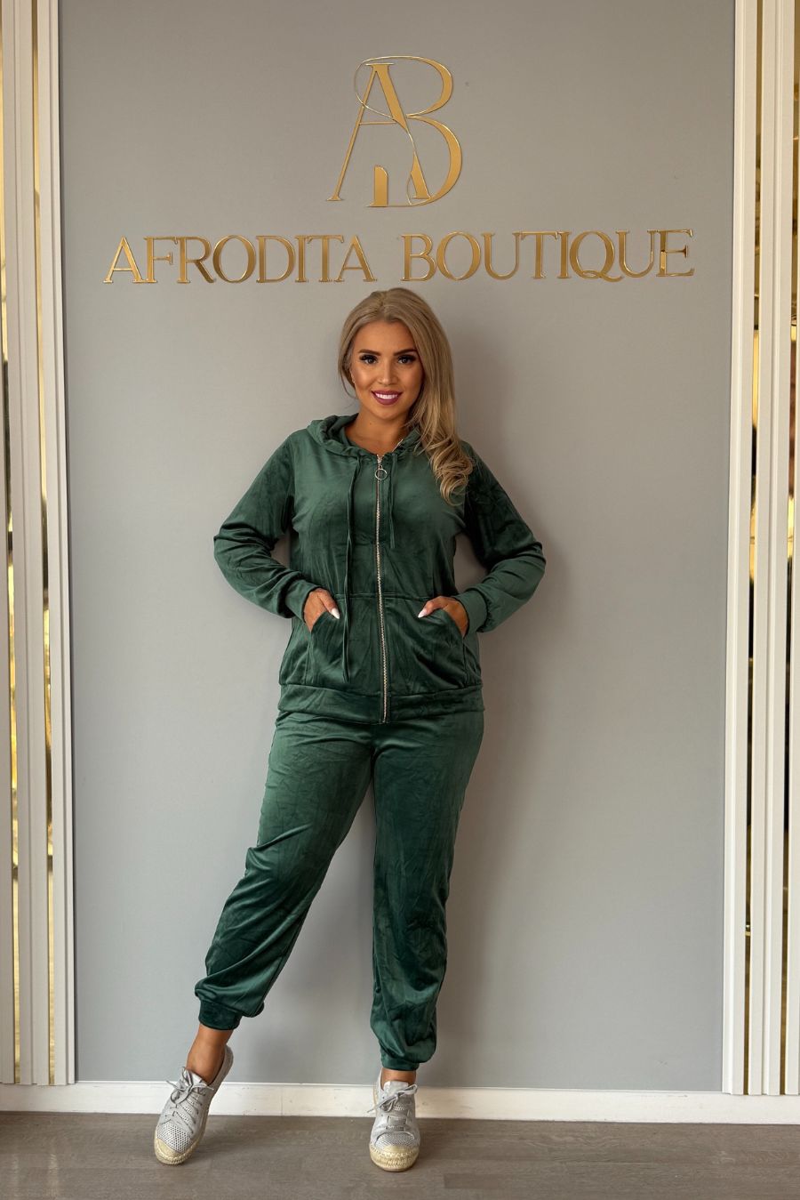 Set Letitia