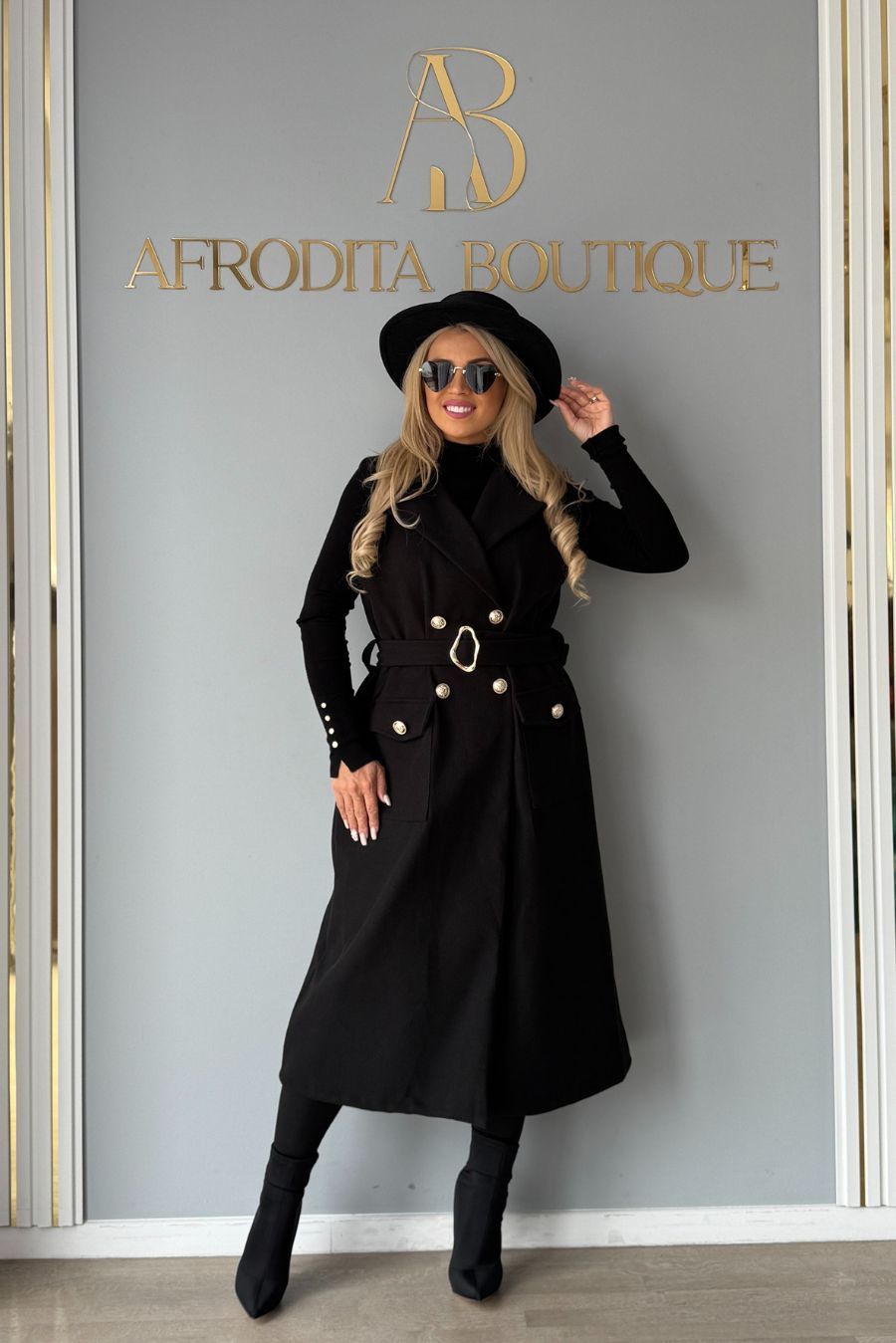 Vesta Zendaya neagra